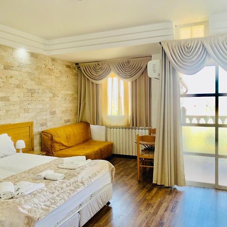 Alaska Inn Hotel Метула Екстериор снимка