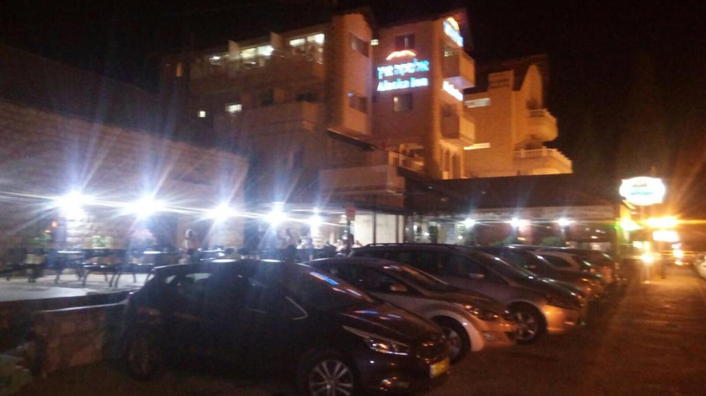 Alaska Inn Hotel Метула Екстериор снимка