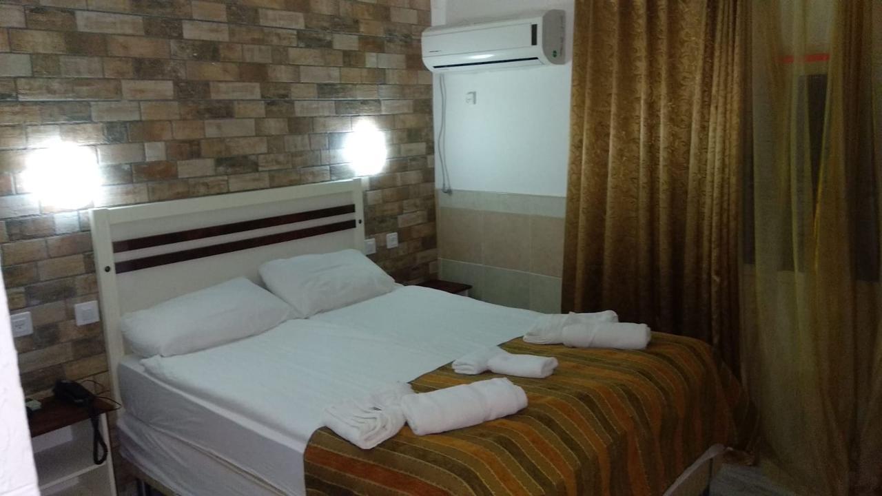 Alaska Inn Hotel Метула Екстериор снимка